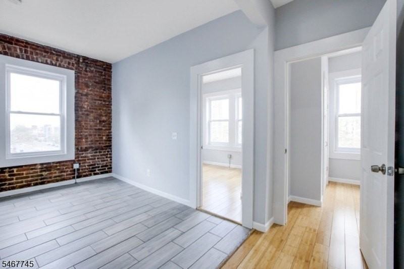 946 Mayor Gibson Blvd #7 - Photo 5 of 15