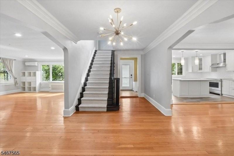 80 Claremont Ave - Photo 2 of 37