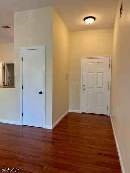 646 Honeybrook Cir - Photo 6 of 38