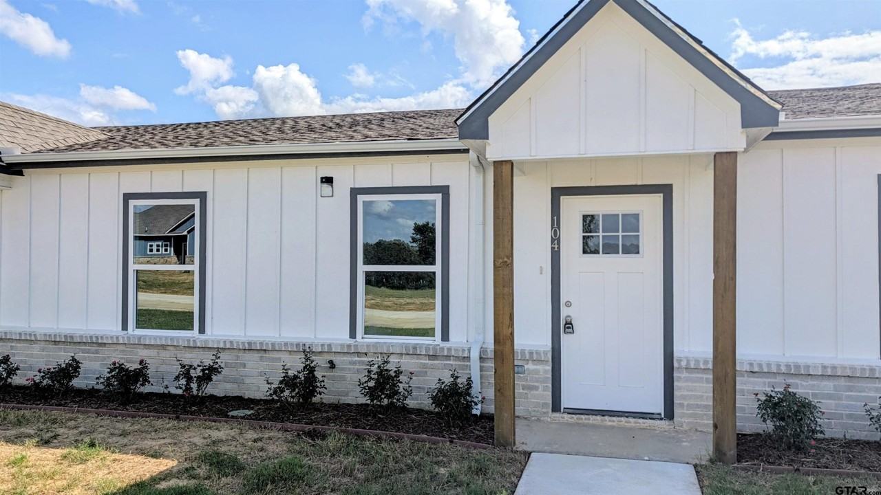 Chestnut Dr - Photo 2 of 11