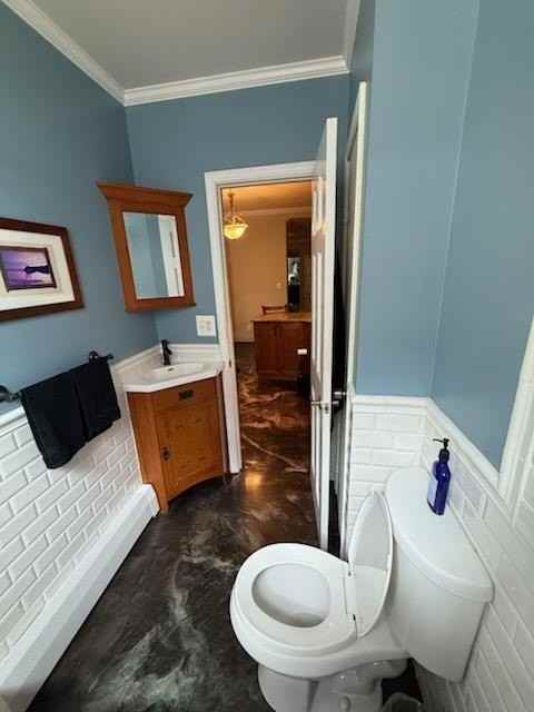 413 1st St #3R - Photo 7 of 9