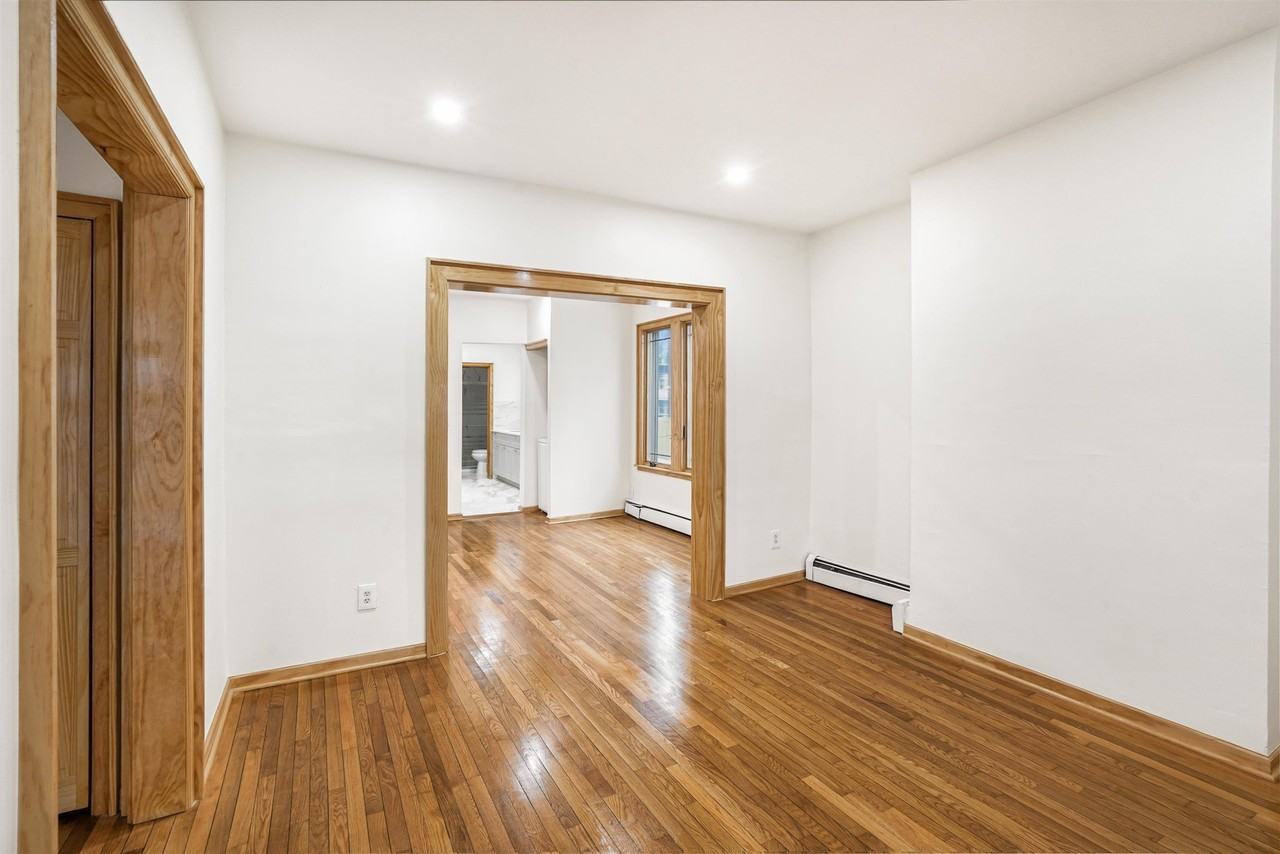 34 Garrison Ave #1 - Photo 7 of 12