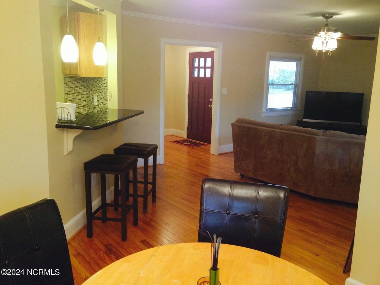3602 Winston Blvd - Photo 3 of 12