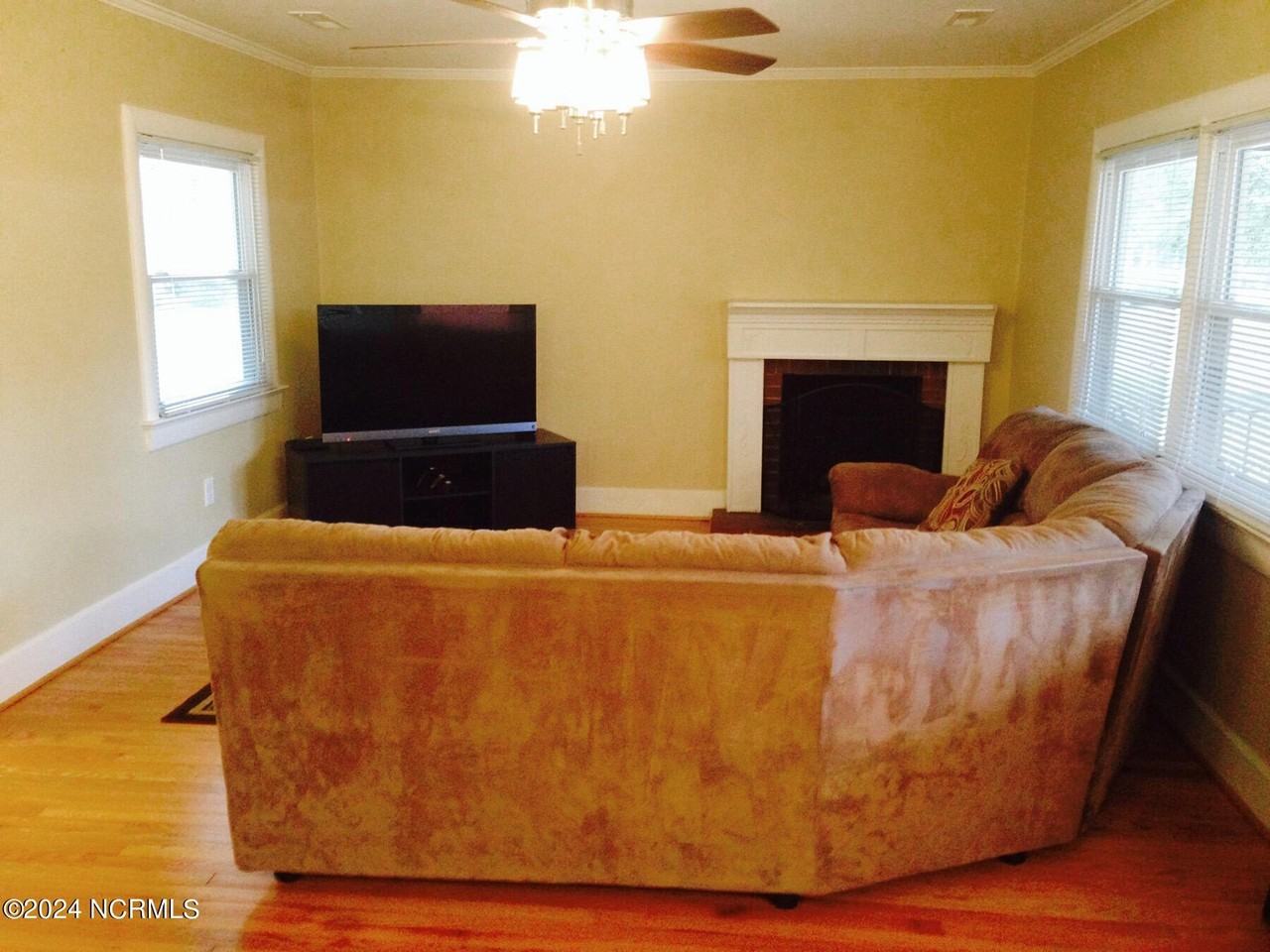 3602 Winston Blvd - Photo 5 of 12