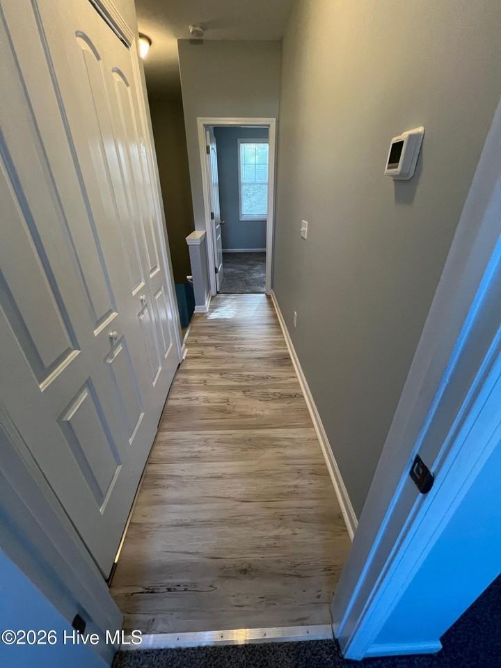 953 Downey Branch Ln - Photo 6 of 15