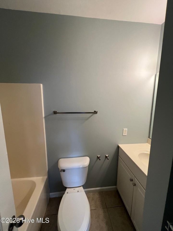 953 Downey Branch Ln - Photo 7 of 15