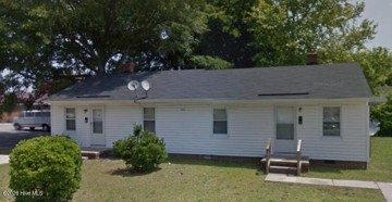 featured image of 300 Higgs St #B