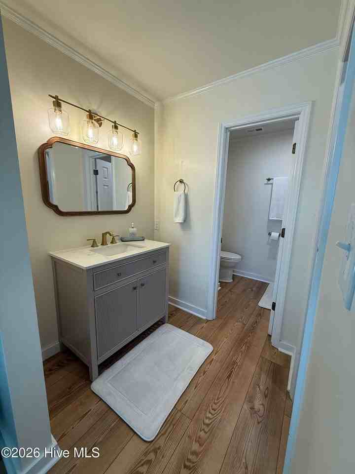 200 Lakeside Dr - Photo 7 of 13