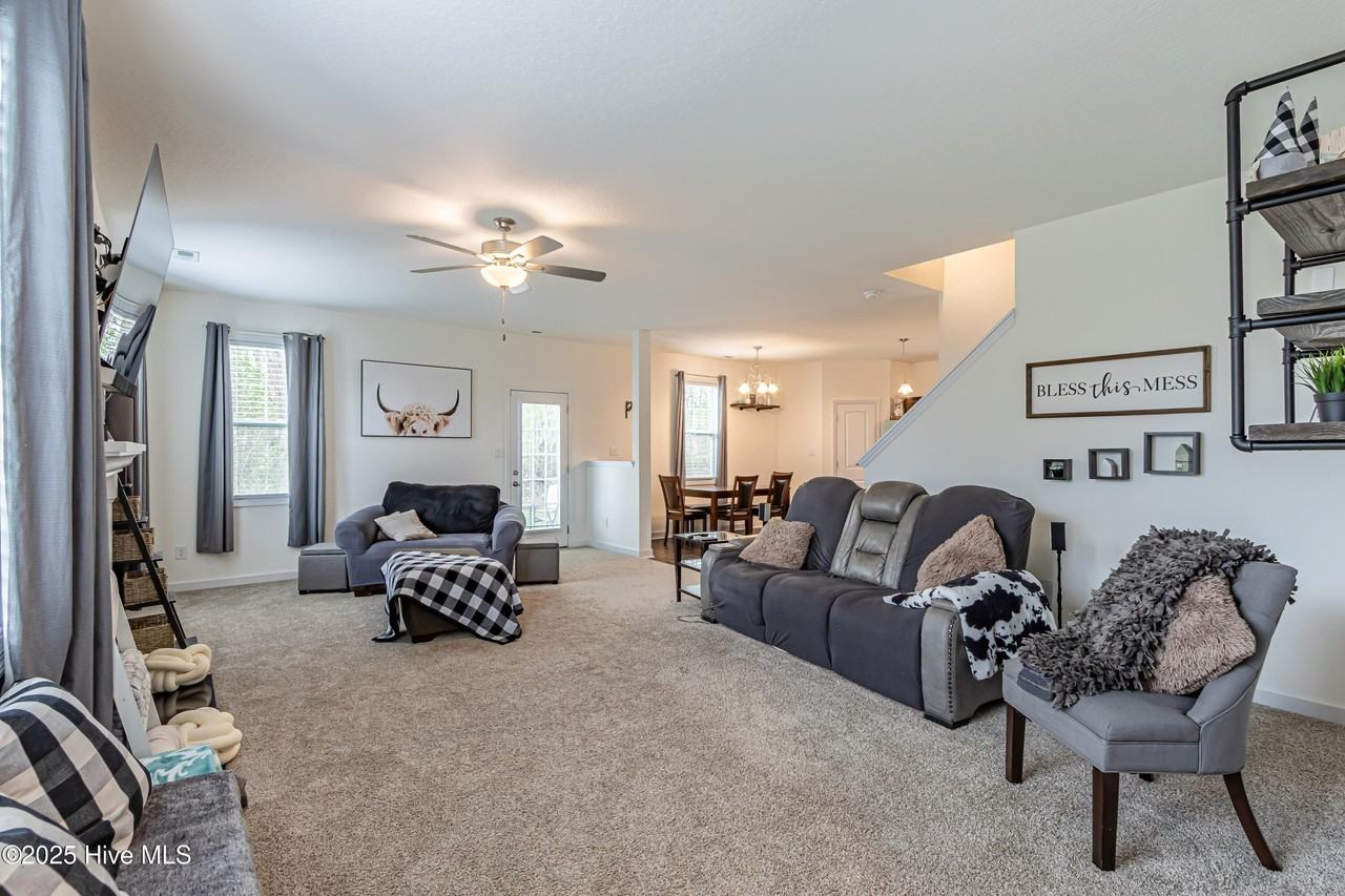 621 Drummond Grove Ln - Photo 7 of 50