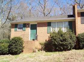 132 Oxford Ct - Photo 1 of 1