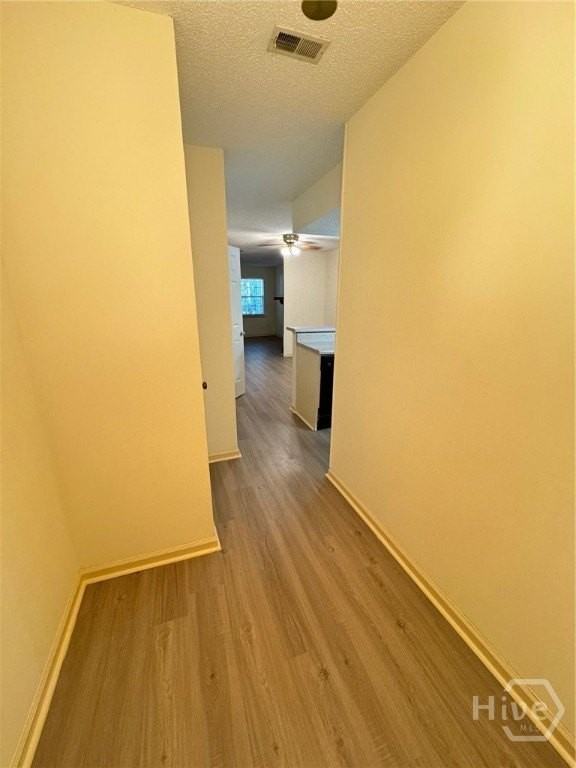 1400 King George Blvd #5 - Photo 3 of 11