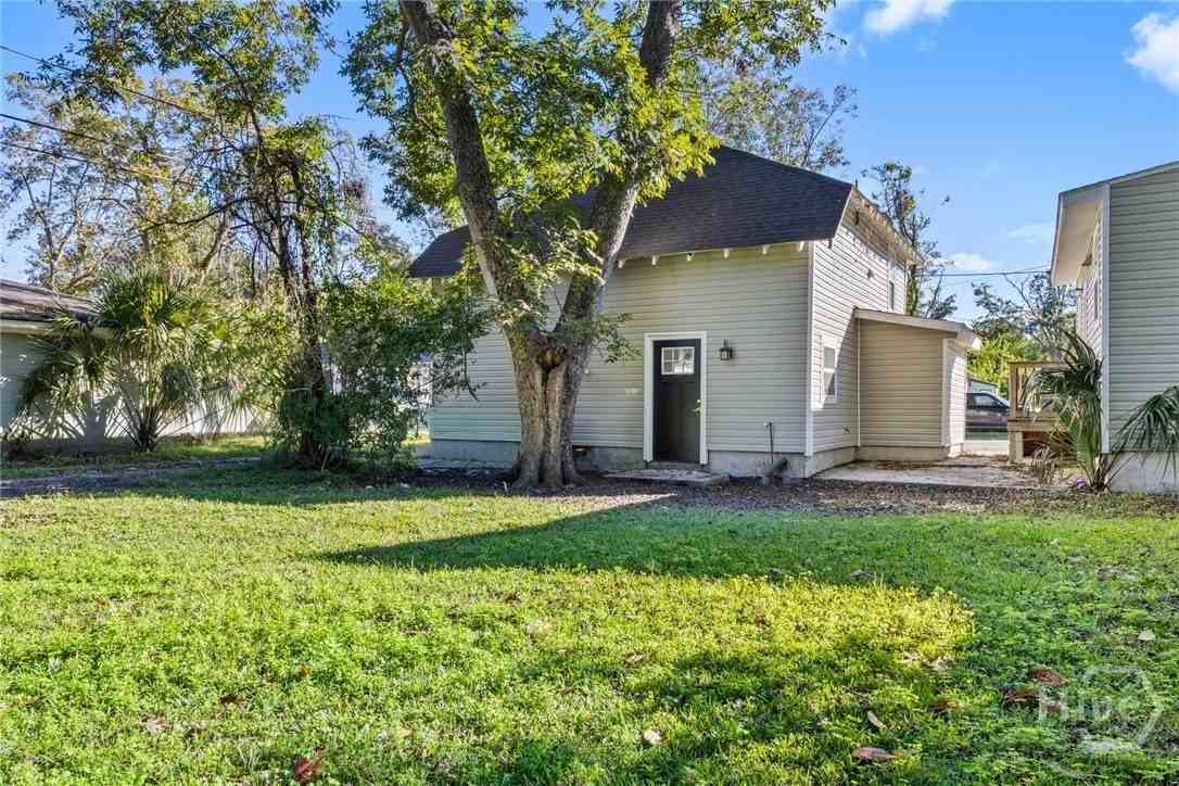 430 Lawton Ave - Photo 2 of 24