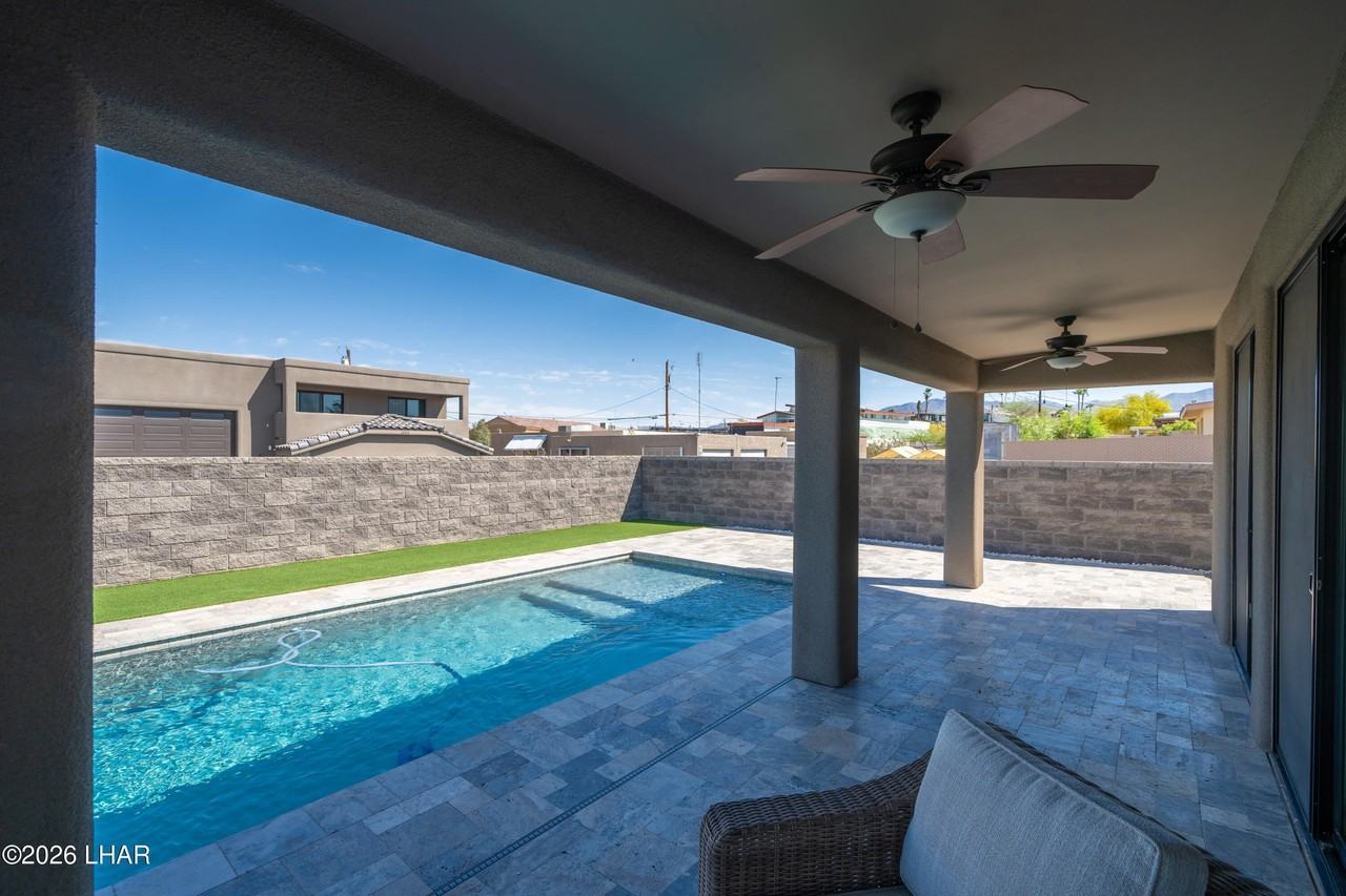 1649 Palo Verde Blvd S - Photo 5 of 27