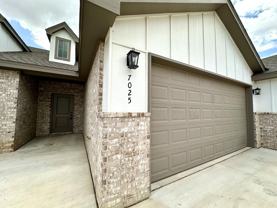 7025 40th St - Photo 1 of 1