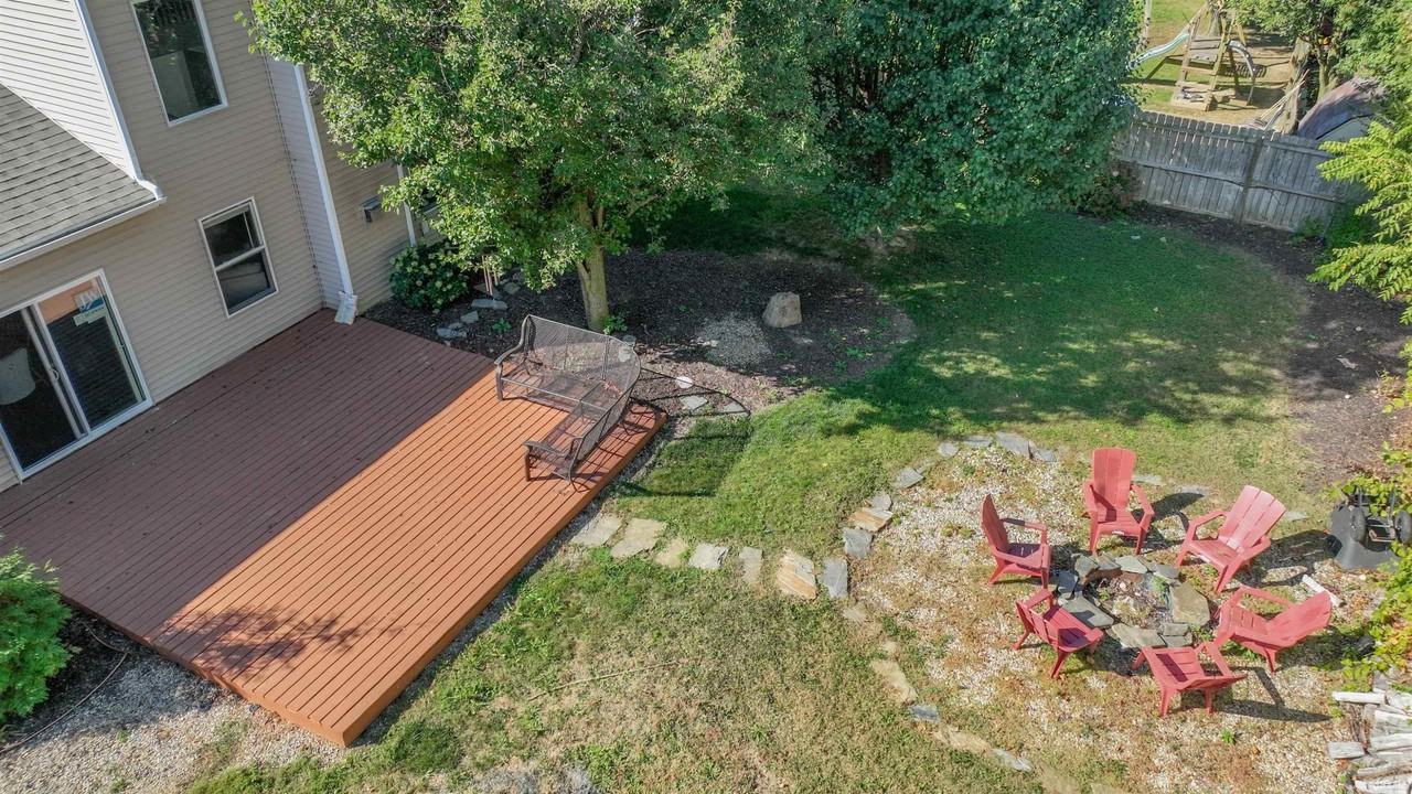 2706 Grosbeak Ln - Photo 5 of 41