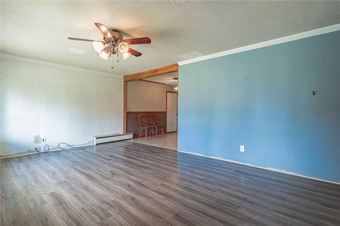 408 Berks St - Photo 3 of 31