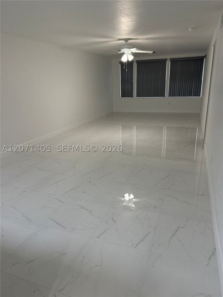 706 Palm Beach Trace Dr #0 - Photo 4 of 11