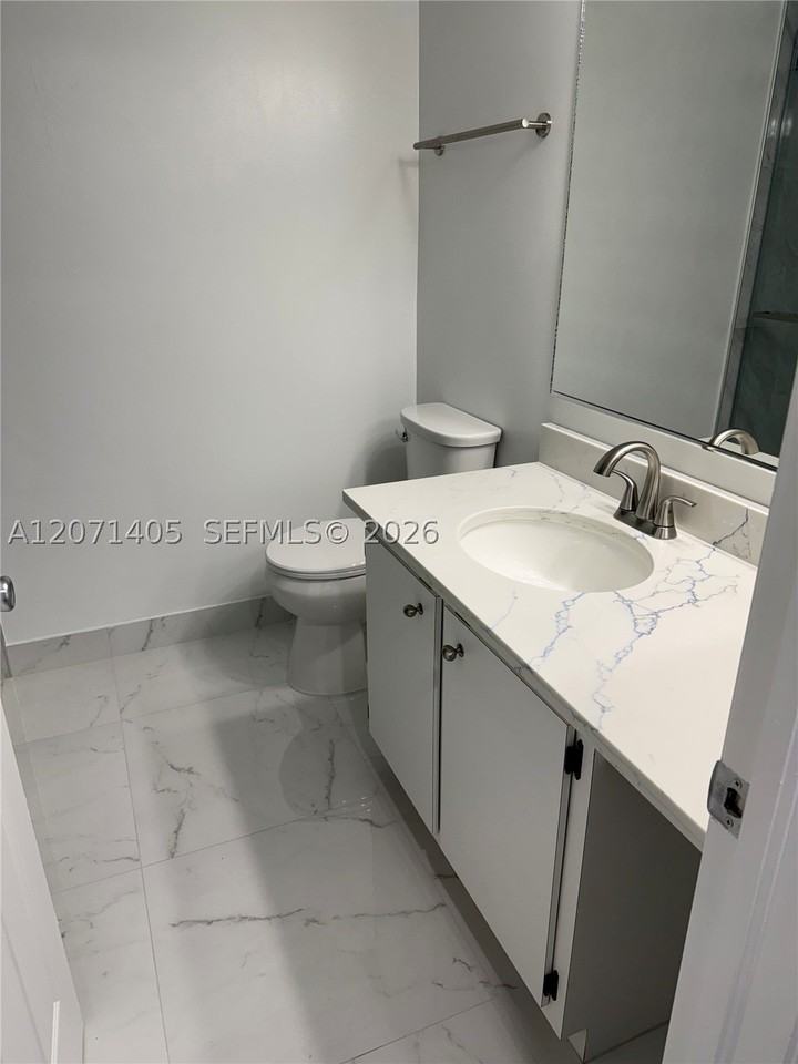 706 Palm Beach Trace Dr #0 - Photo 6 of 11
