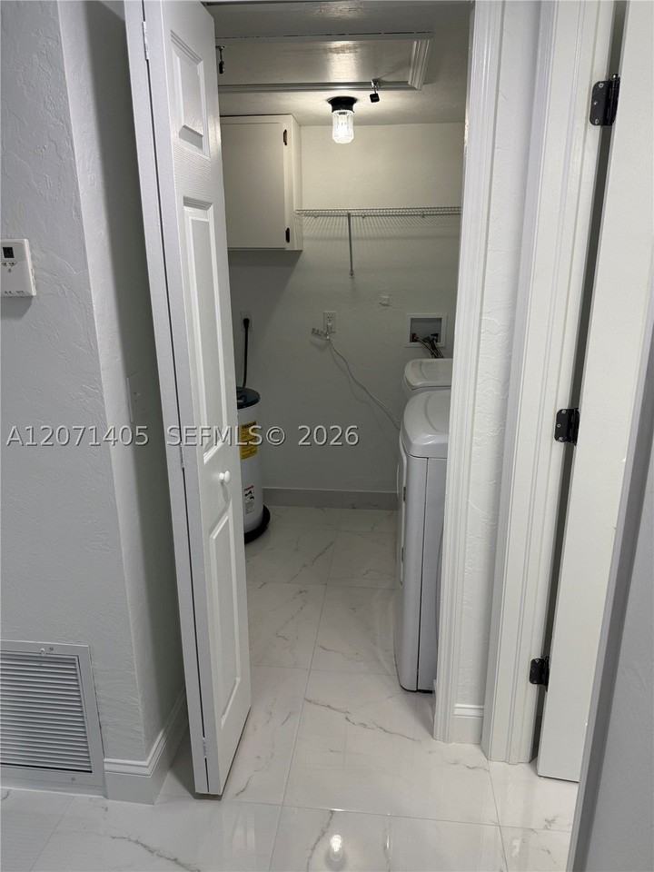 706 Palm Beach Trace Dr #0 - Photo 7 of 11