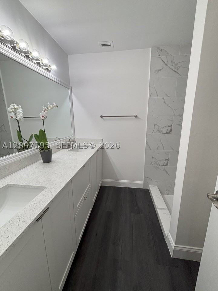 22279 Whistling Pines Ln - Photo 2 of 12