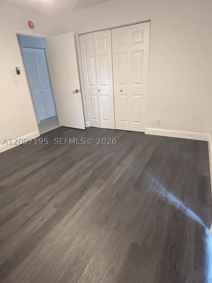 22279 Whistling Pines Ln - Photo 4 of 12