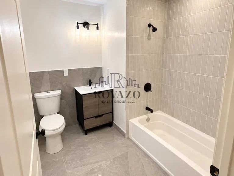 161 Prospect St #2C - Photo 2 of 8
