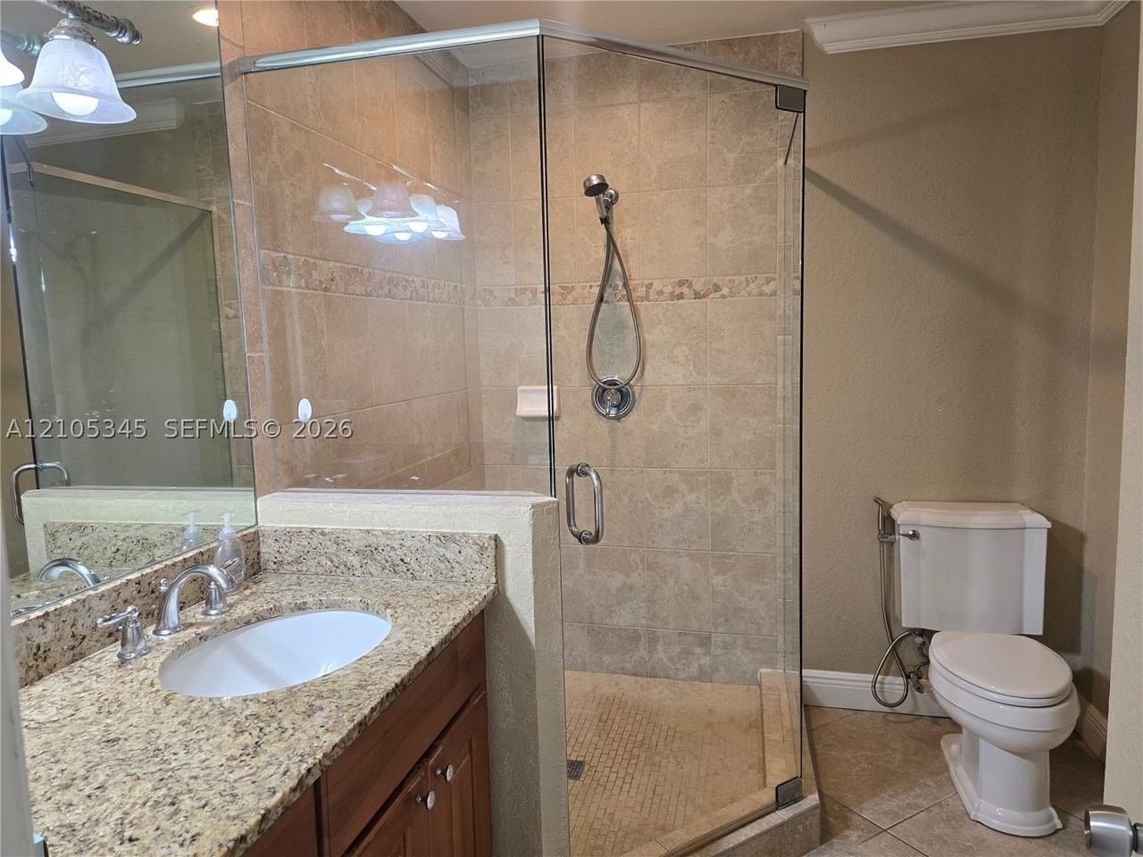 9015 Nw 38th Dr #9015 - Photo 4 of 7