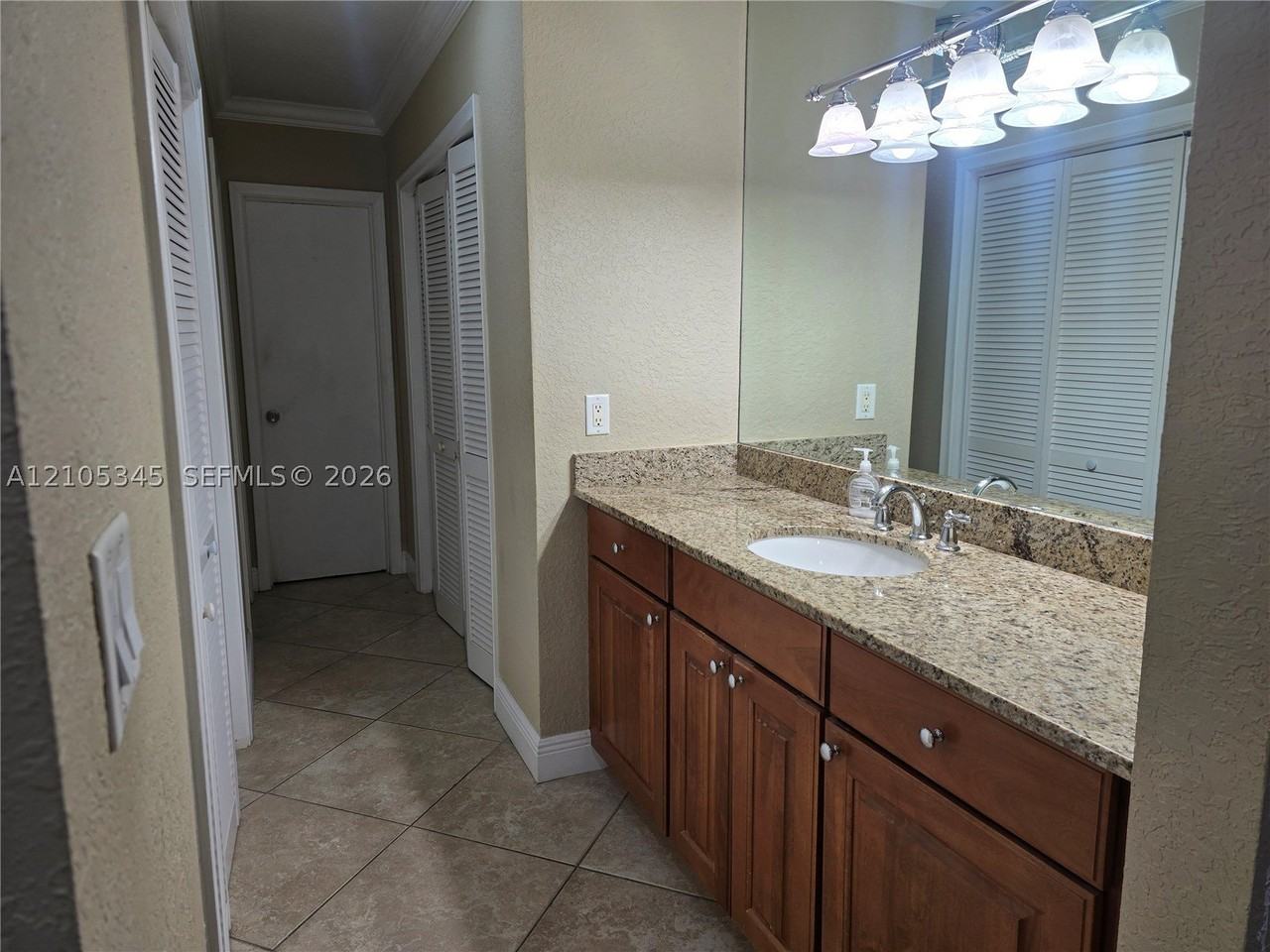 9015 Nw 38th Dr #9015 - Photo 7 of 7