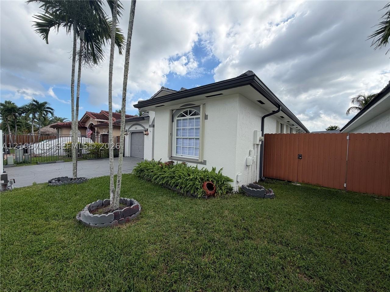 14112 Sw 168th Ln - Photo 4 of 21