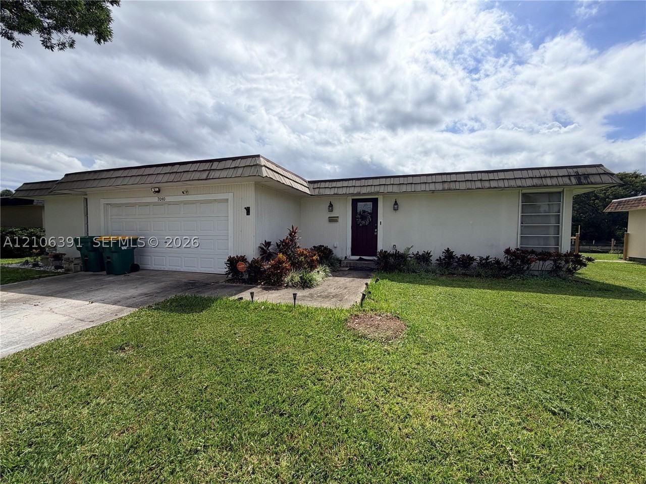 7010 Nw 63rd Ct - Photo 2 of 28