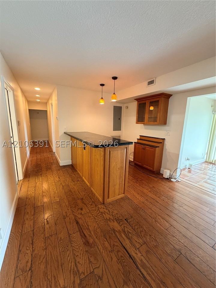 7010 Nw 63rd Ct - Photo 7 of 28