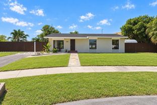 12854 Sw 263rd Ter - Photo 1 of 1