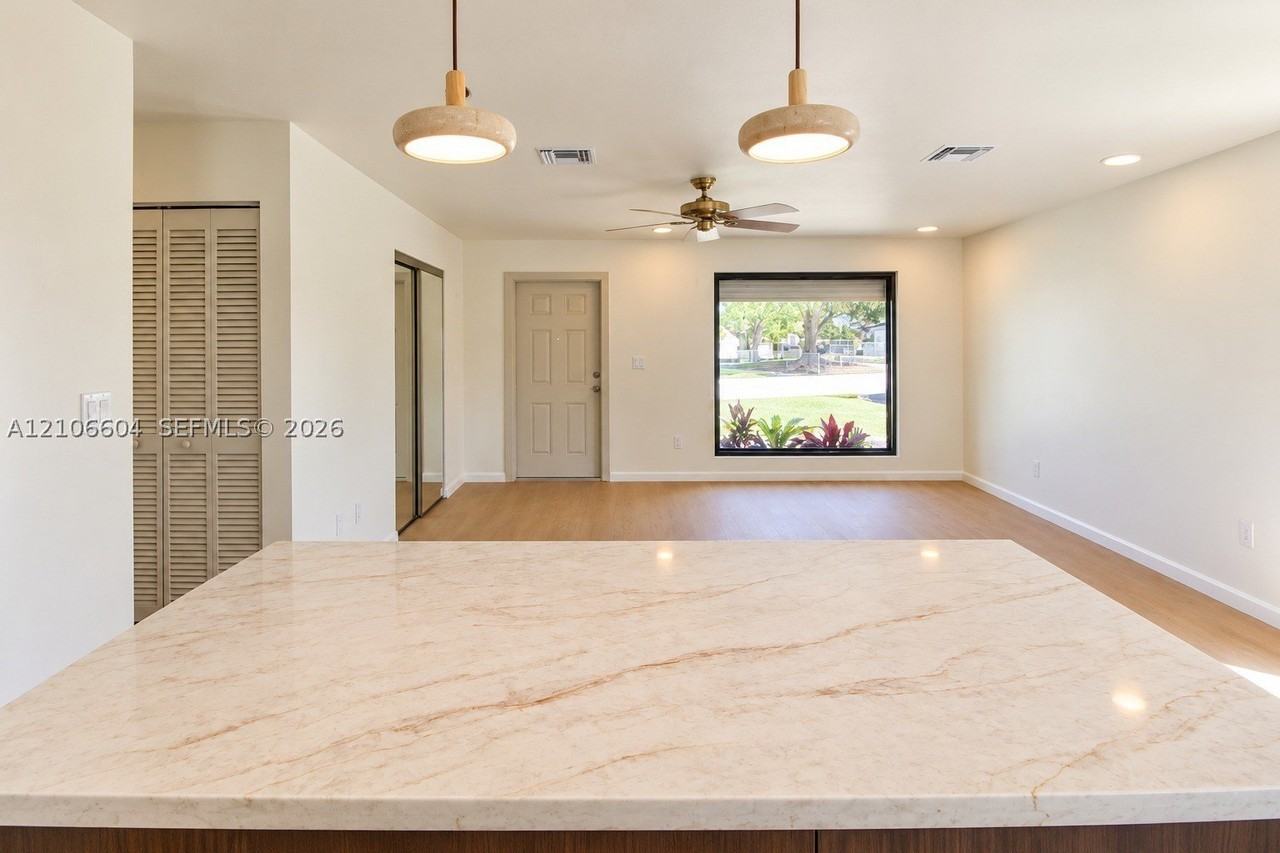 12854 Sw 263rd Ter - Photo 7 of 28
