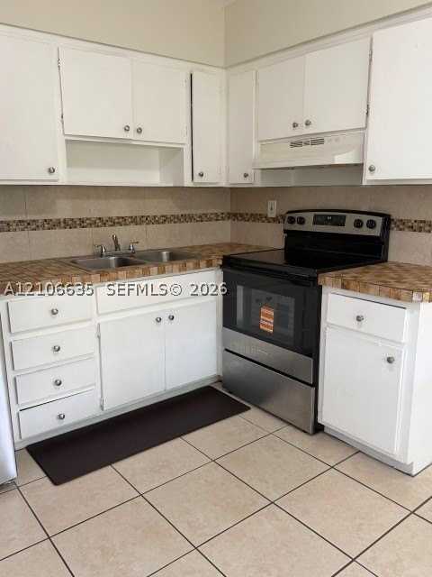 5701 Sw 27th St #1