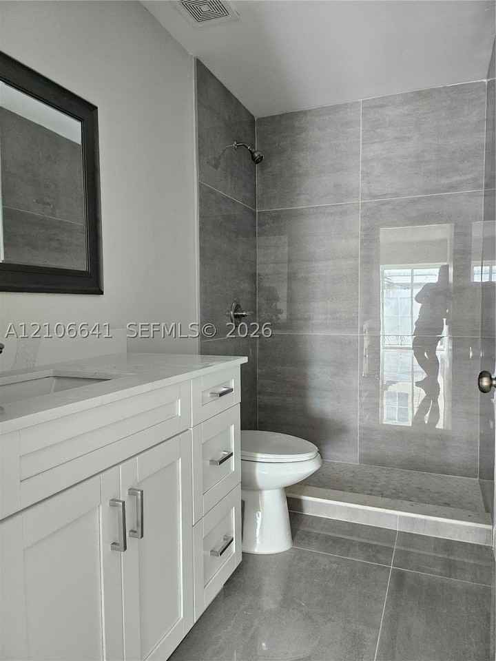 16149 Sw 139th Ave - Photo 5 of 6