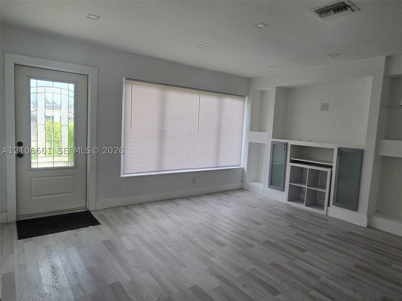 6318 Nw 24th Ct - Photo 4 of 4