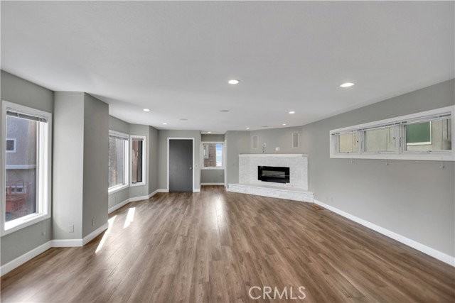 71 Surfside Ave #B - Photo 2 of 8