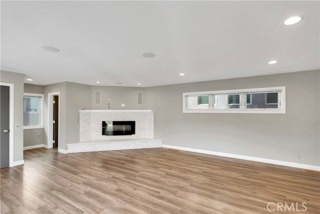 71 Surfside Ave #B - Photo 4 of 8