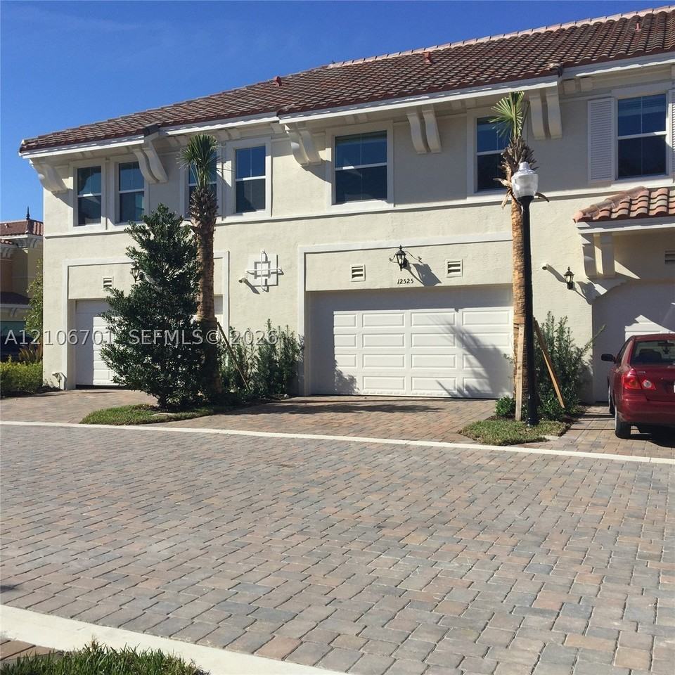 12521 Nw 32nd Mnr #12521 - Photo 6 of 26