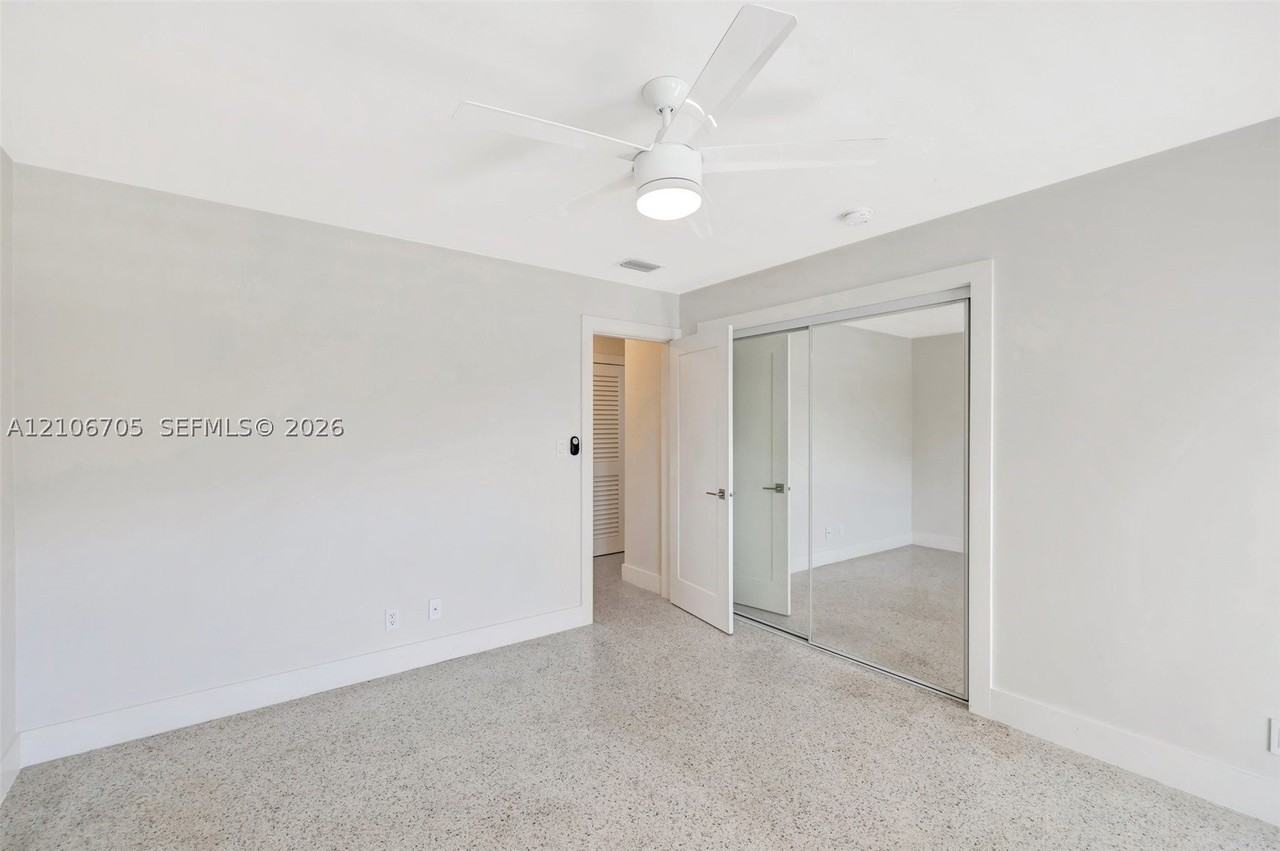 2190 Ne 51st Ct #201 - Photo 6 of 40