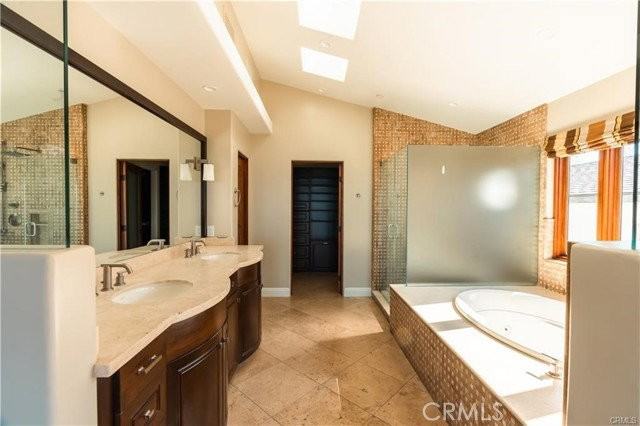 374 Ledroit St - Photo 5 of 8