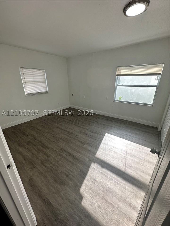 2111 Sw 14th Ter #F - Photo 2 of 16