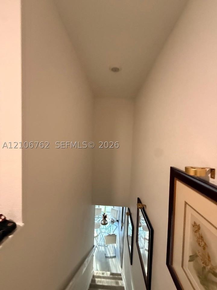 1317 Ne 3rd Ave #1317 - Photo 4 of 26