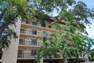 909 Sw 15th Ave #3 - Photo 1 of 1