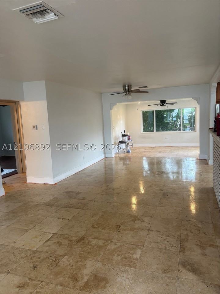 1322 N 31st Rd - Photo 6 of 6