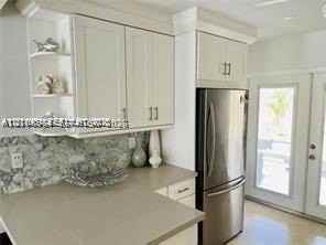 1721 Ne 55th St #1721 - Photo 6 of 11