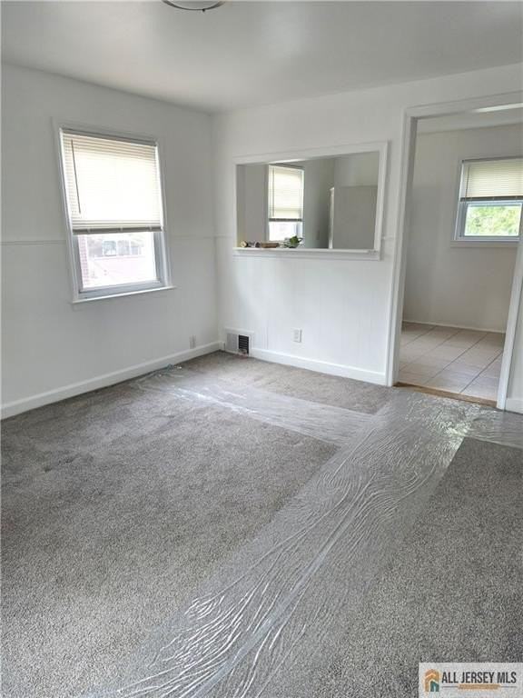 7 Coolidge Ave - Photo 4 of 13