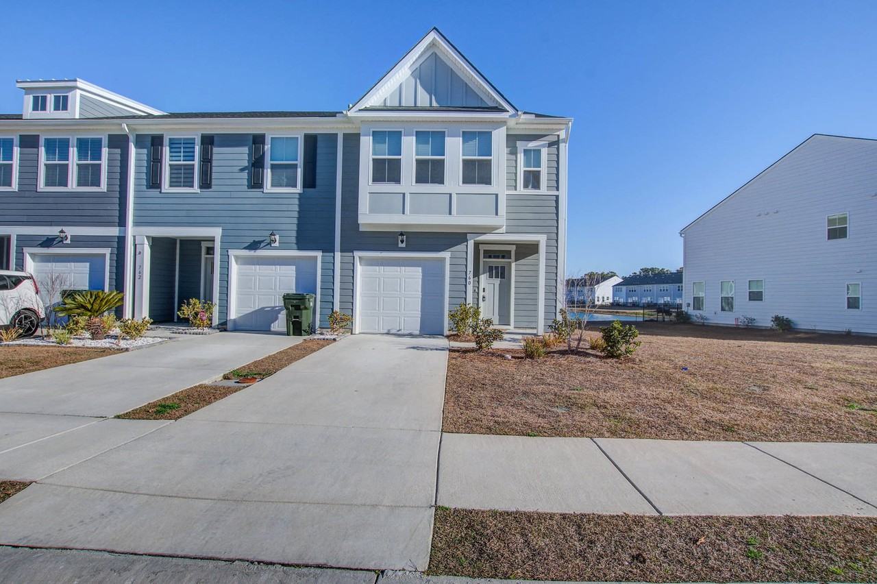 760 Trotters Ln #95 - Photo 2 of 8