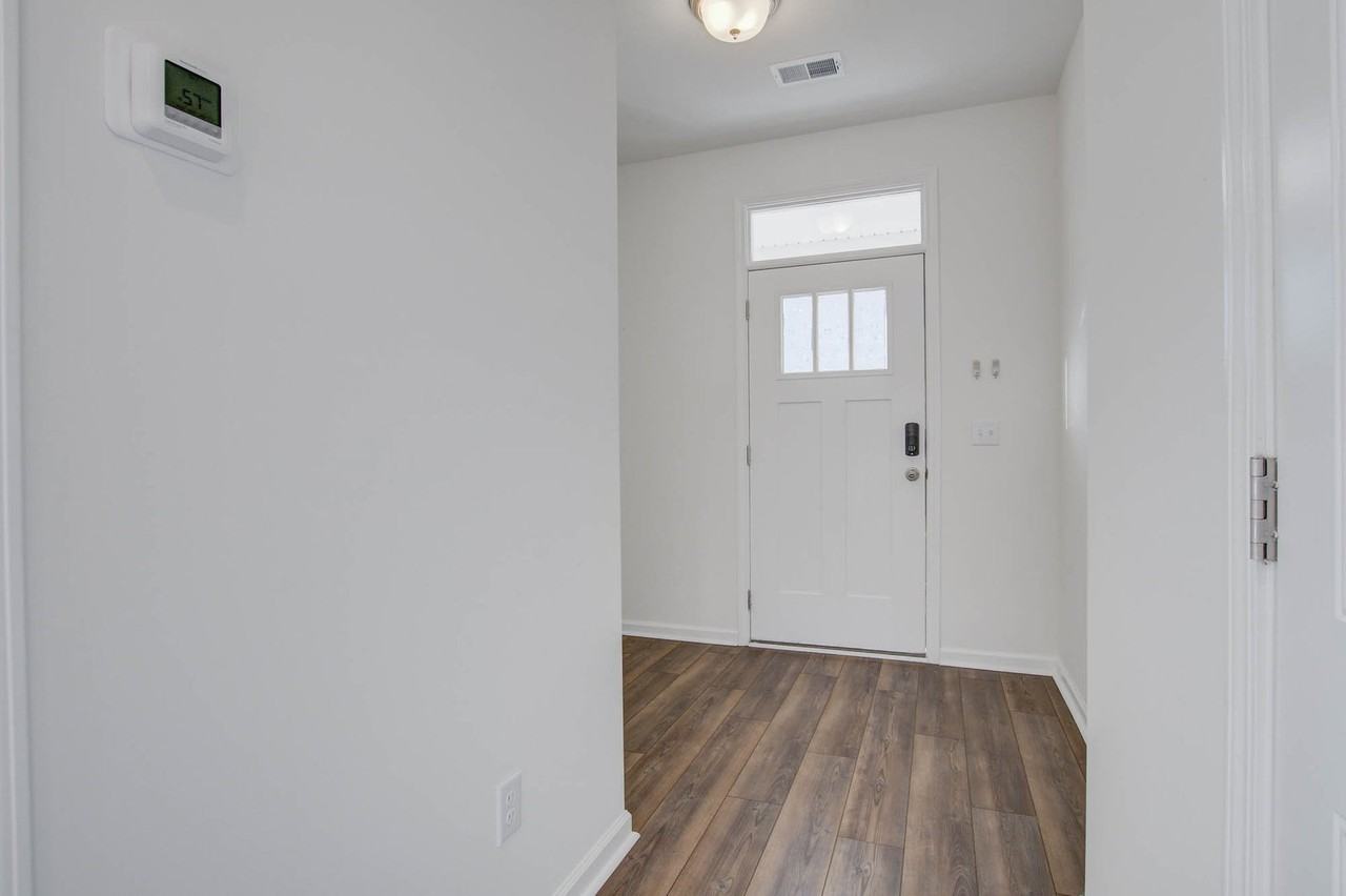 760 Trotters Ln #95 - Photo 5 of 8