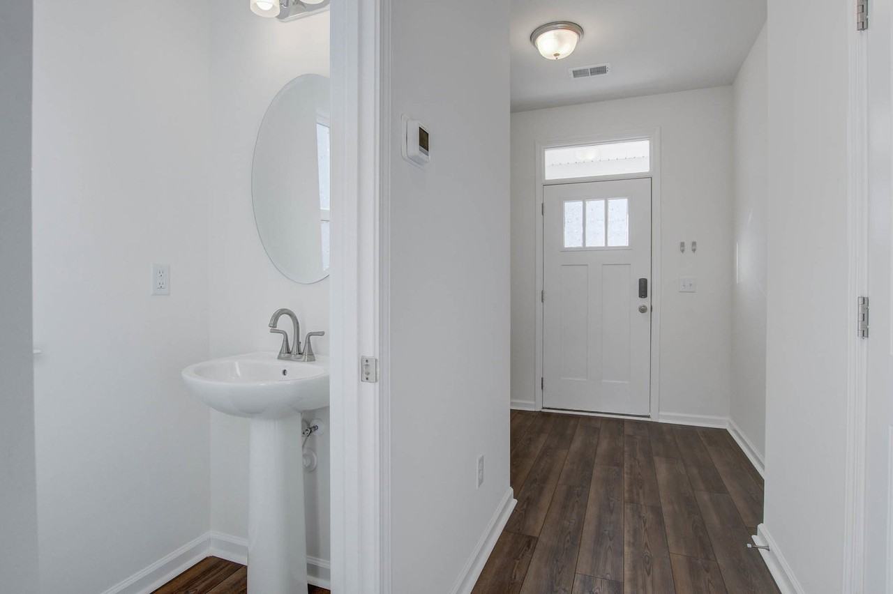760 Trotters Ln #95 - Photo 6 of 8